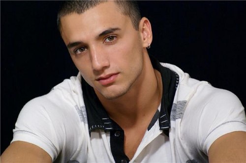 since 12/07/11 em homenagem ao novo ator de #rebelde @pedro_cassiano_