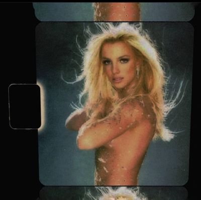 ♡ 𝘋𝘰𝘣𝘭𝘦 𝘥𝘦 Britney Spears💄
i'm Scarleth Jones Spears