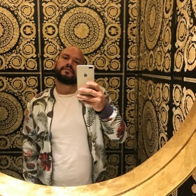 4Visual4's profile picture. 