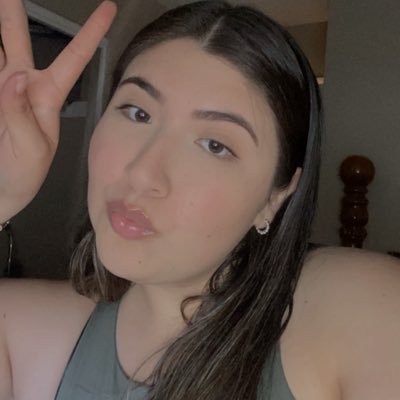 jj_zepp's profile picture. 22 // IG; jj.z90