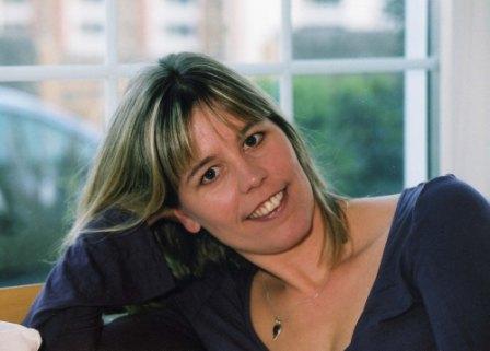 rach_elliott's profile picture. 