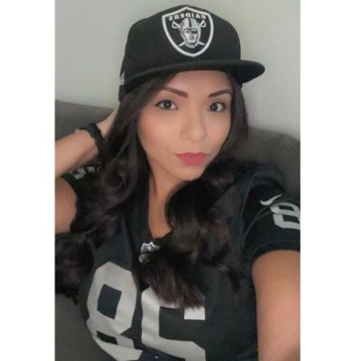 Caring, Easy Going,Fun, Loyal & The Best Part of All a Mom/@BobbyMacc79 Wife!! #RaiderNation 🤍🖤🏴☠️
