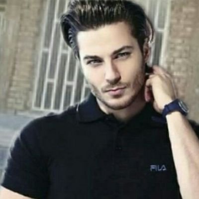 عاشق خاندان ایرانساز پهلوی و منتظر بازگشت شاهزاده عزیز💙💙💙 👑👑👑 فالو=فالوبک صحبت اصلی بماند کف خیابان✌🏼✌🏼✌✌