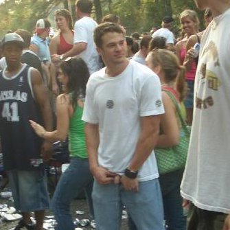 ChubChaz's profile picture. Just another bottom who likes to see guys doing their thing. Piss voyeur. Love uncut.