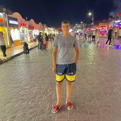 AhmedMa19536633's profile picture. Ahmed Mahmoud 

Faculty of computer & Information _ Artificial intelligence😋😊