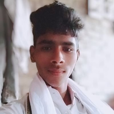 HitlarHero's profile picture. logo se suniyega to mughe bura hi payiyega jab mil ke jayiyega to muskurate hue jayiyega