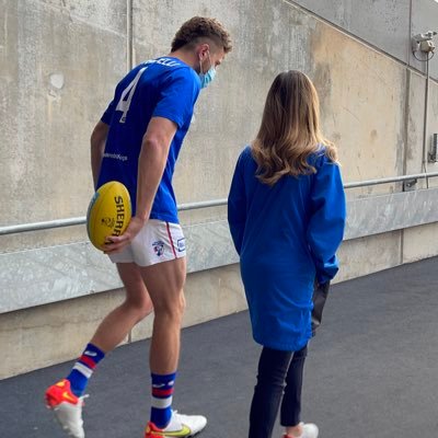 Communications Coordinator @WesternBulldogs @BulldogsW 🏉 Views my own.