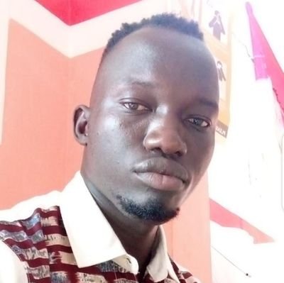 oringaApollo's profile picture. Petroleum engineering and environmental management 

Activist, man Utd,  proud Acoli, with a deep voice
The self appointed hustler ambassador to the region .