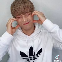 ♡ (@__kimukimukimu) 's Twitter Profile