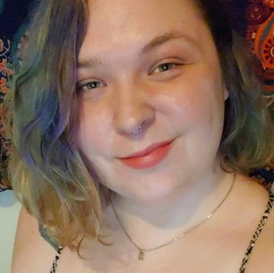 18+ NSFW
24 BBW, Stoner Bunny, Camgirl and Content Creator
Streamate Schedule; wed-sun 9-12
check out my links: https://t.co/kSfJ7X8dcb