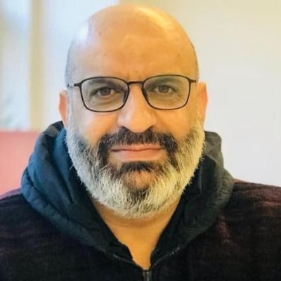 ‏كاتب