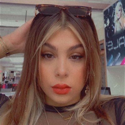 lunamiaortega's profile picture. look like barbie💅🏼,smoke like marley🌬