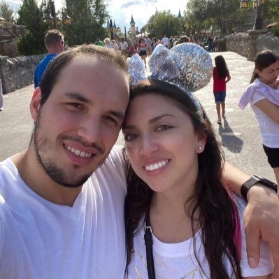 joseliont's profile picture. Full stack developer | Open sourcerer | Functional & Reactive programming | CrossFit | Cat person
