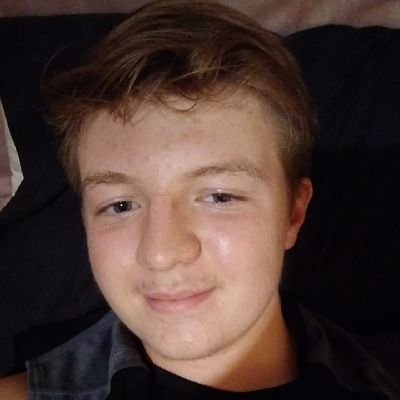 So here's what new I'm actually 19.12 now and I graduated from OSS and am going to Georgian College https://t.co/EgIO8l0Oyn