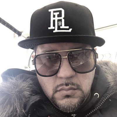 victorhenryux's profile picture. Product Designer Customer-Centric journeys. From Branding to social media web apps #cx #ux #uxdesign #productdesign