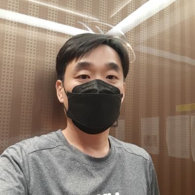 40대. 경기. 트위터 초보. 

뭐라도 열심히 해보자 !!

안녕~ 늙었지만 젊어요~~

DM 대환영!!