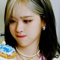 ria is ia (@_ryuddaengg) 's Twitter Profile