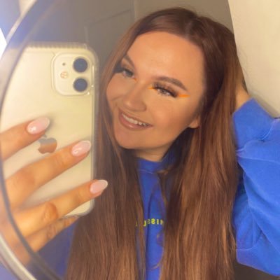 NiamhNiChiosog's profile picture. All views my very own. Belfast via Portadown.