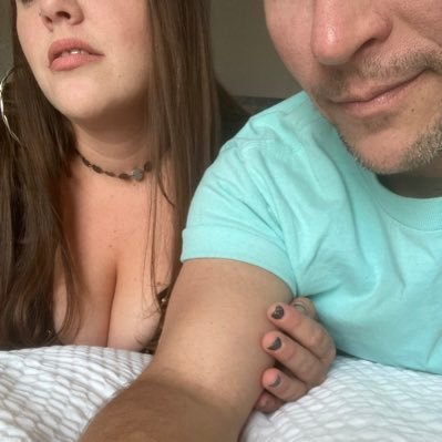 21+only. Horny frisky couple living our best life post divorces! Now it’s fun & shenanigans! She’s Bi💋 He’s str8⚡️. 🦄 &🍍couples inquire within! 🌶️sites ⬇️.