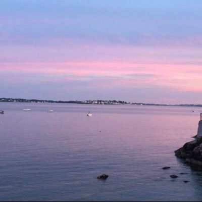 lope717's profile picture. Yesenia Lopez 🌸 new account (old one got hacked) 🥀 Here for the finer things in life 💎 #photographer #artist #Massachusetts