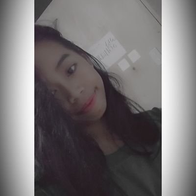 Fan/back up account:@charie_rose15