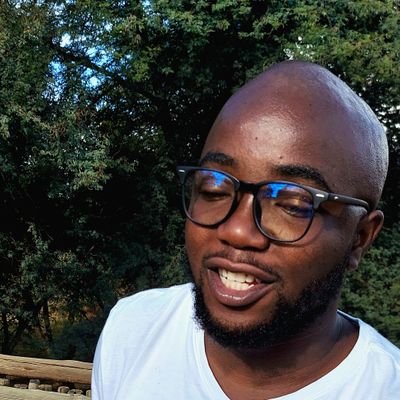 Soccer| politics| reading books|
student| venda_ ambassador(Mukololo wa ha Manavhela)| multilingual addict|