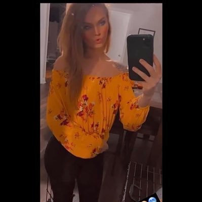 Isabella Grace-Ann is my world 💗 23 years young 🤪 https://t.co/nz6PZuBWll 😇