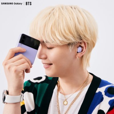 mai_nana_i_hope's profile picture. 小学生不登校男児ママ。BTS SUGAが大好き。最近、文章を書くことに魅了されて、小説公募にせっせと応募することを趣味にしつつあります。note→https://t.co/96wfsOsRJJ