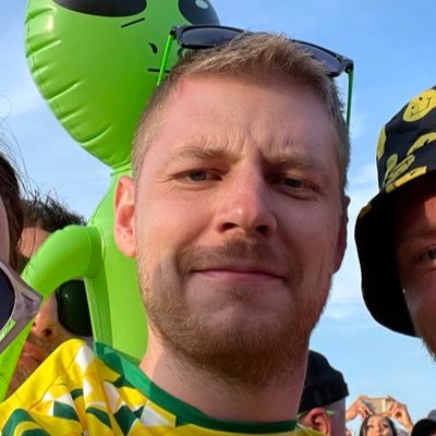 Accountant from Norwich. #ncfc fan 💛💚 Music lover 🎧 PS5 gamer 🎮