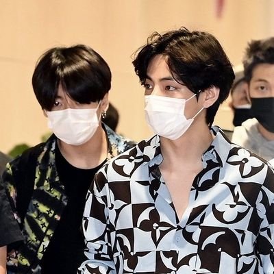 Size Taekook anlarını göstermek için açılmış bir hesabız!
Fan Account!!