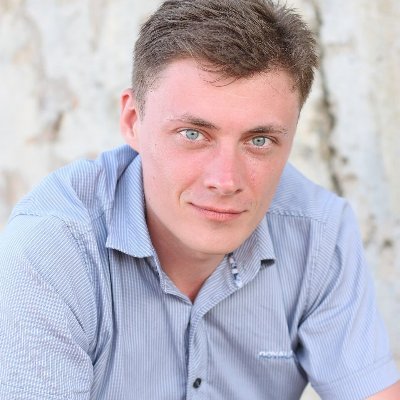 Буду информировать Вас о самых интересных новостях в мире моды.