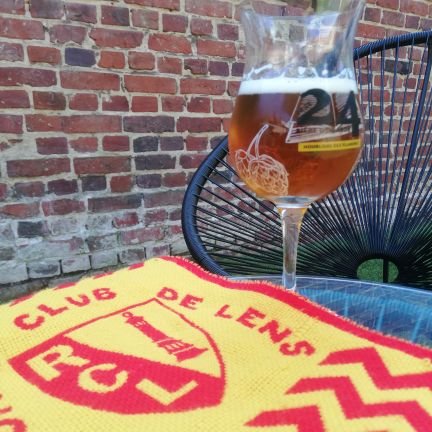 Hautiste de France, amoureux du Nord - Pas de Calais et de son chat. Technicien d'usinage #RCLens #SFParis #ScuderiaFerrari #Bière #Fromage