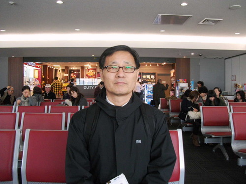 peacel57's profile picture. i'm interest in books.