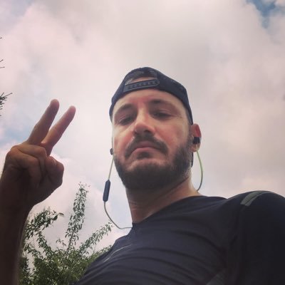 ilTalondAchille's profile picture. No PD, grazie. No Stati Uniti, grazie. No rincoglioniti che si sono fatti 11mila dosi e aspettano con le bave alla bocca la prossima. 🍺