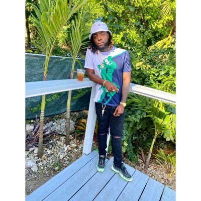 Different levels bring different Views❕❗self made💸 || IG: lv_smookyy