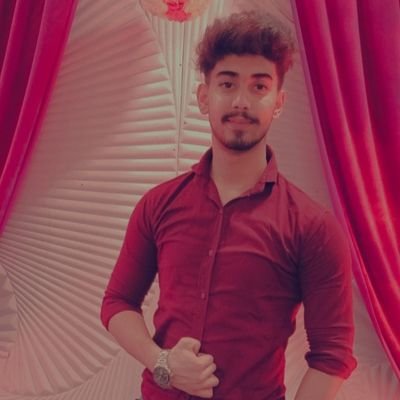 _tanuj_upadhyay's profile picture. Full stack software engineer.
love to code 💕💕