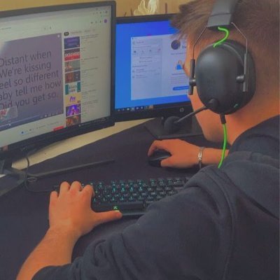 Player @FNCompetitive for @sked_esport | 🇫🇷 | 15 |
streamer on @twitch ( https://t.co/9oXSkoYsdn ) 🔔
Manager : @Paappyy_ 📨

@clairemlr ❤️