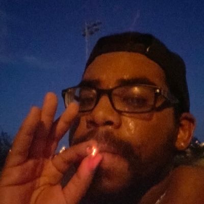 Marcus Jordan I'm awesome,funny, have 2 pigs DIE HARD AZ CARDS FAN,snapchat: MarcusJordan234