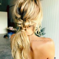 🇱​ 🇪​ 🇽​ 🇮 (@fearlesslylexi) 's Twitter Profile