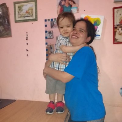 ☯️♉️♒️Soy mamá, con una sonrisa grande como una casa, mi pequeño ángel me hace feliz. Soy mujer, soy disca, soy nada soy poco soy mucho.😁