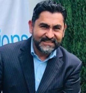 luisgutz4's profile picture. Smart Business