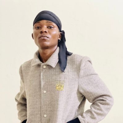 Ceemahn_alaman's profile picture. Artiste 🎤🎤 Rapper🎤🎼 Songwriter ✍🏿✍🏿✍🏿