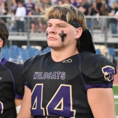 EHS 2022 1st team all conference linebacker 6’0 220 bench:395 225 rep out: 30 reps squat:540clean:335 40:4.9 5-10-5: 4.29 email:willnelson8879@gmail.com