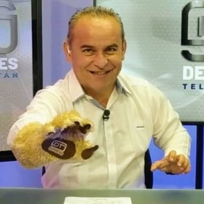 LCC. Periodista desde 1985. Coordinador Deportivo de Tele Yucatán. Cronista de TV y Radio de los Leones de Yucatán y Venados FC. Director de MAPE Sports.