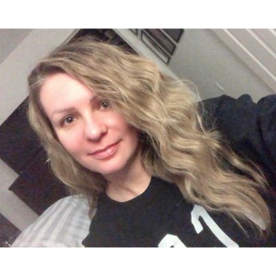 KingaS82's profile picture. 🇵🇱🥂🇨🇦☀️♊️💕🌴⚓️✈️