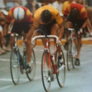 martybeal's profile picture. L-I-V-I-N...