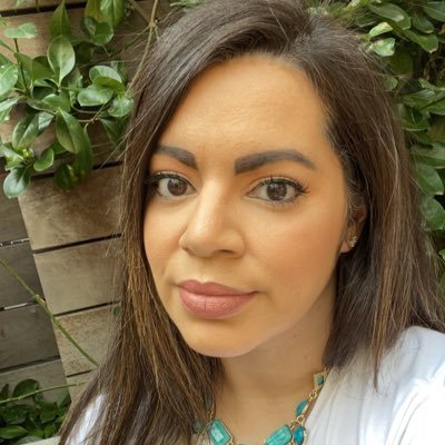 A_Santiago_'s profile picture. Do or don’t mind mee🤷🏻‍♀️