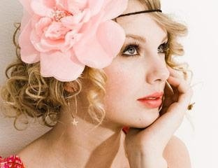 _TSwizzlee_'s profile picture. I LOVE TaylorSwift.
her music never fails to make me feel better :)
Tswizzle all the way!