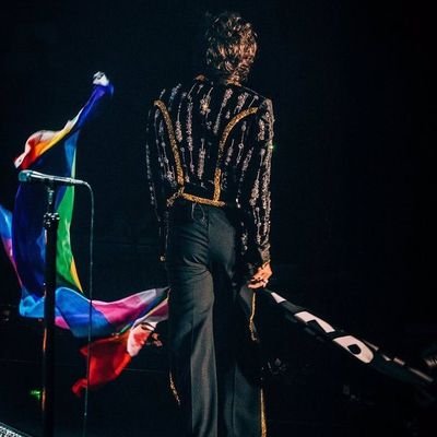 Milinda_tpwk's profile picture. I'm mature enough to eat you out. iykyk.

she/they