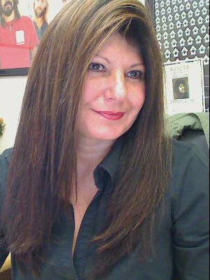 saraelliott77's profile picture. Don't you know who I am - Everybody else does.